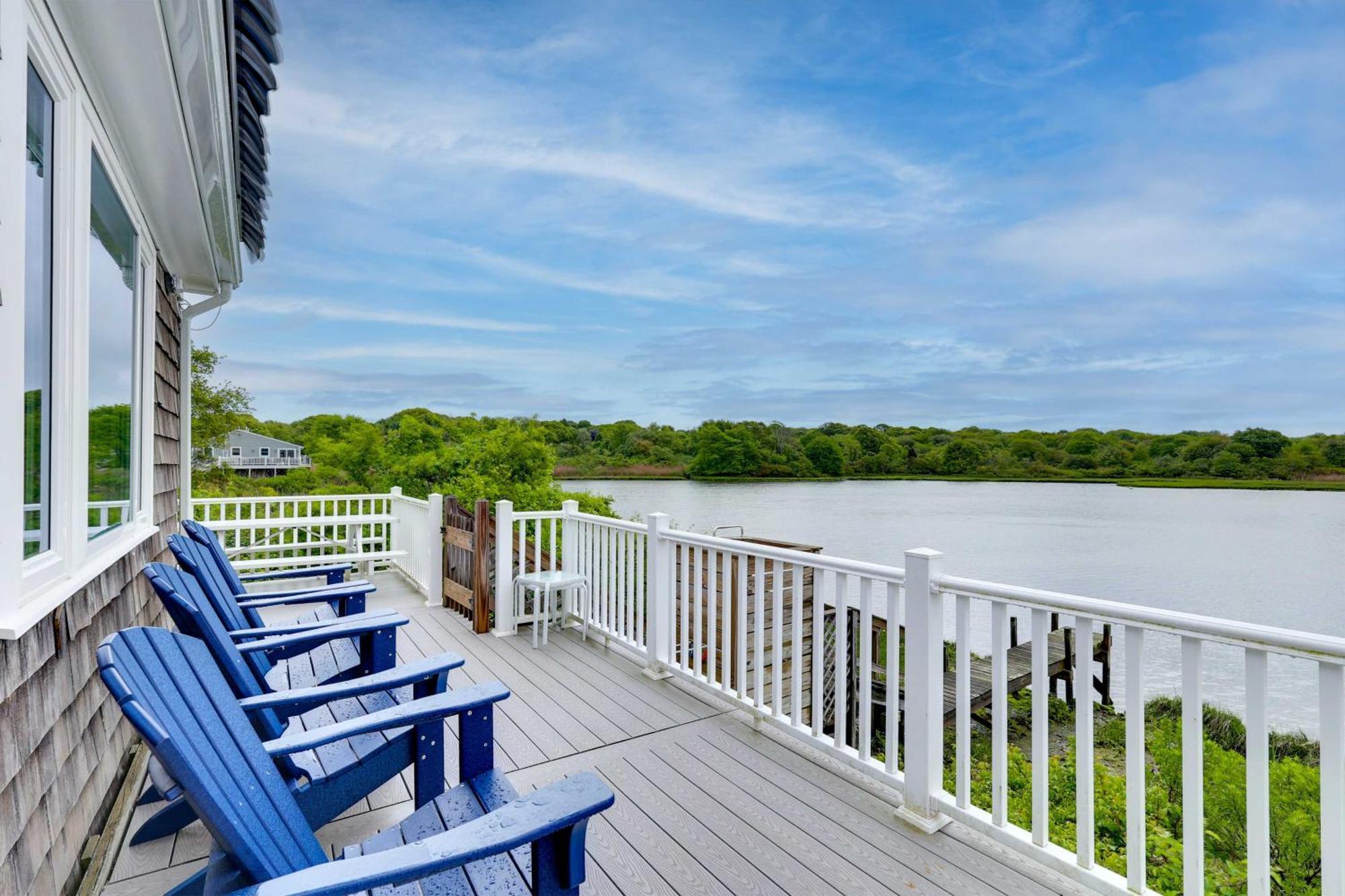 Cozy Narragansett Cottage With Dock And Outdoor Shower Exteriör bild