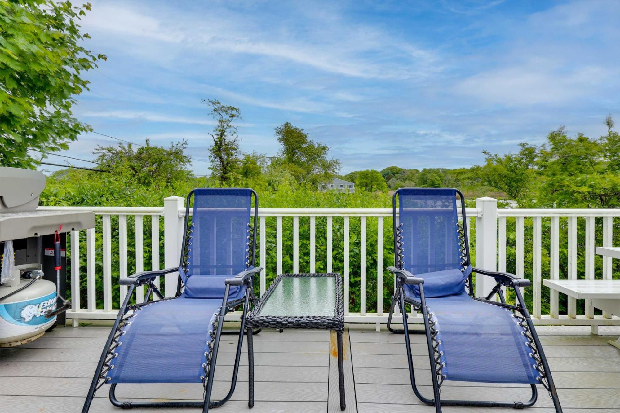 Cozy Narragansett Cottage With Dock And Outdoor Shower Exteriör bild